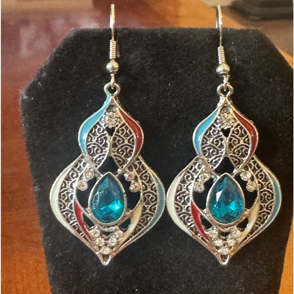 Bohemian Carved Leaf Synthetic Peacock Blue Synthetic Gems Decor Dangle Earrings - Picture 2 of 5